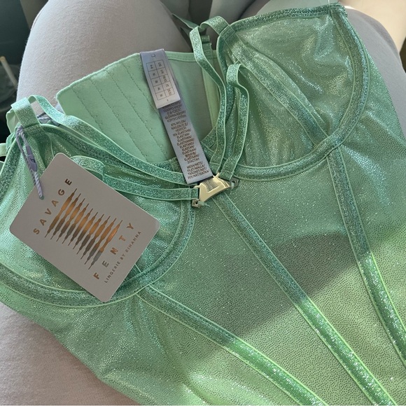 Savage X Fenty Going Platinum Bustier - Picture 3 of 5